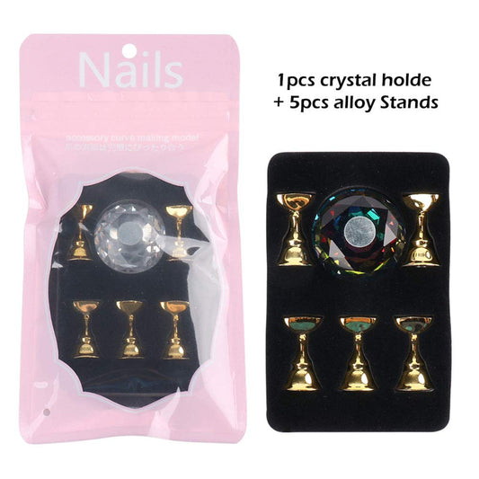 Nails accessory making model.